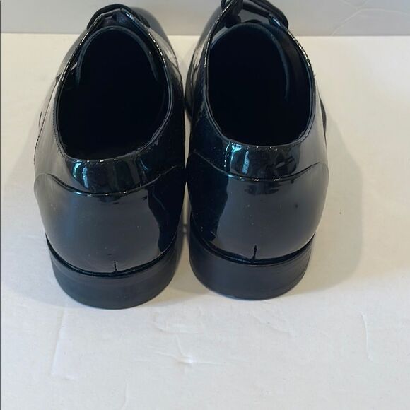 Kenneth Cole Black Patent Leather Oxfords - Picture 4 of 10